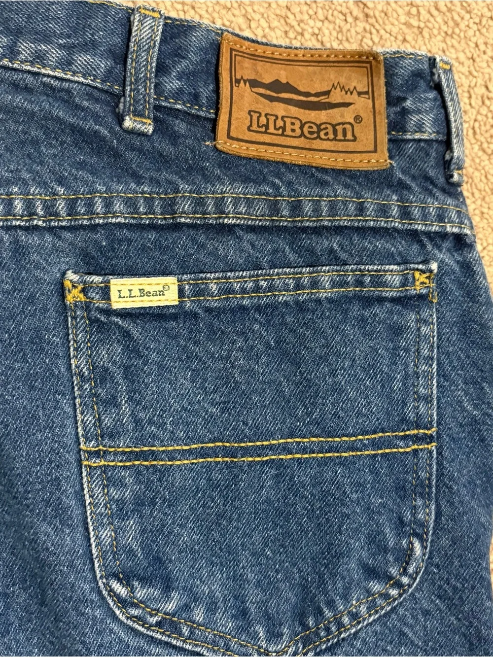 L.L. Bean Men's Heavyweight  Flannel Lined Cotton Outdoor Blue Jeans